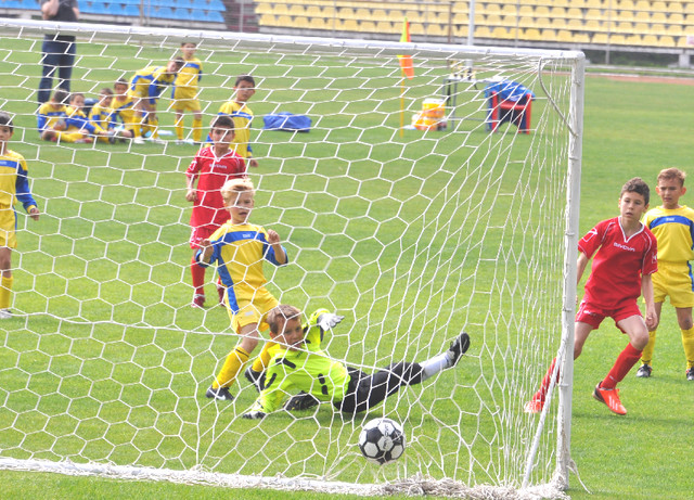 Micii fotbaliști de la CSS au câștigat «Cupa Municipiului Slobozia»