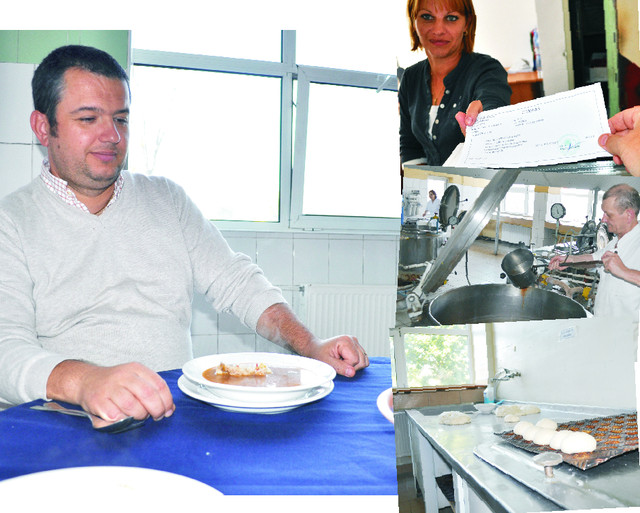La masă cu directorul Spitalului Județean...