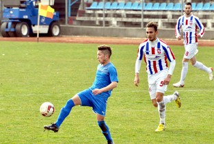 O înfrângere și un egal cu Oțelul