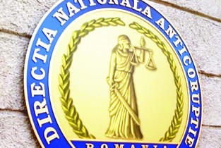 Ialomița: Începe judecata profesorilor «șpăgari»