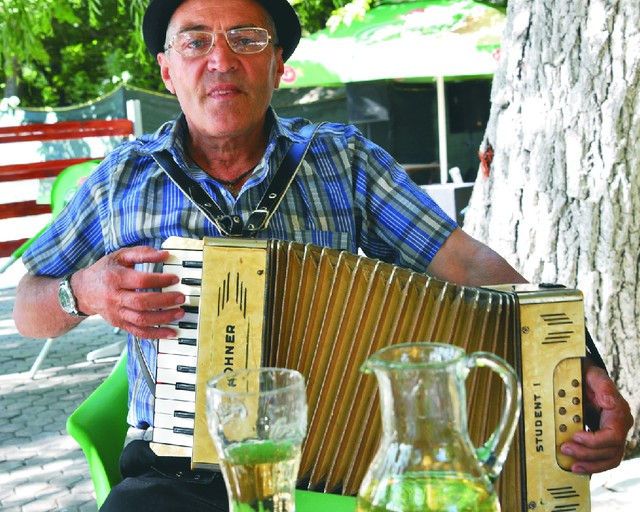 Nicu Jumătate, urmașul baronului de Münchhausen