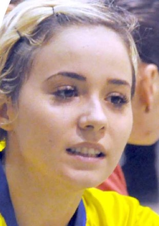 Camelia Carabulea s-a accidentat. Stă 6 luni!