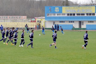 Final de vară în galben și albastru