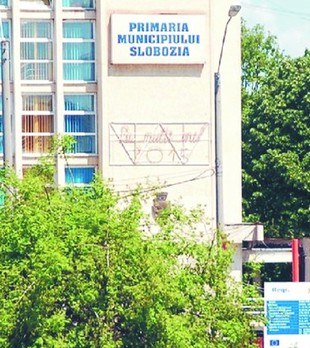 Primăria Slobozia, raiul angajărilor «la stat»
