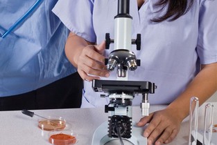 EXCLUSIV: Bebeluși infectați cu bacteria E. coli la Fetești