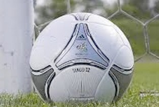 Viitorul Axintele schimbă liderul