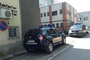  Traficanți de droguri, prinși în flagrant de procurorii DIICOT