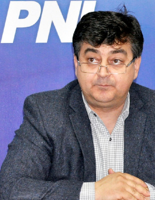 Tinel pregătește 8 candidați pentru alegerile parlamentare