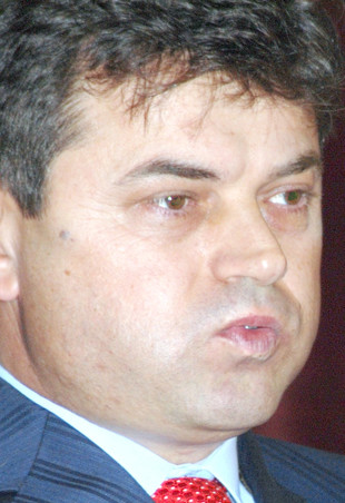 Administrația Moraru împarte primarilor ialomițeni 2,4 milioane de lei