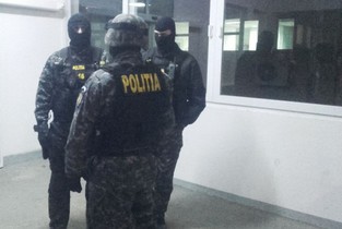 Fraudă în sistemul de Sănătate: Percheziții la Țăndărei și Mihail Kogălniceanu. Șase persoane reținute!