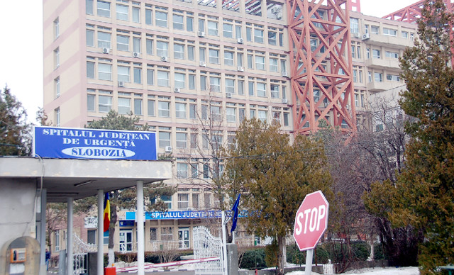 Război în instanță pentru tichetele de masă ale medicilor și asistentelor