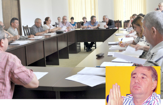 Consilierii PSD-ALDE atacă administrația Sava