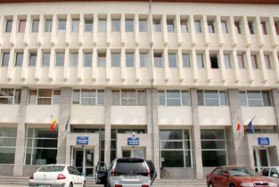 Examenul pentru admiterea în avocatură, «probă de foc» pentru candidații din Ialomița