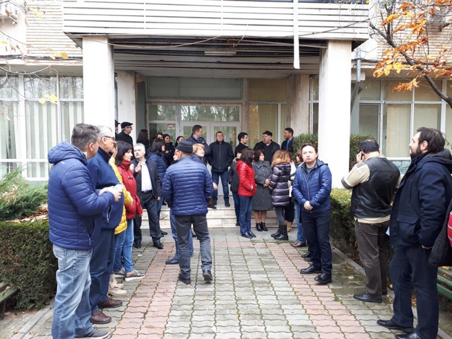 Slobozia: Protest spontan al angajaților APIA