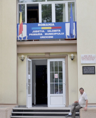 Administratorul public, lăsat fără funcție