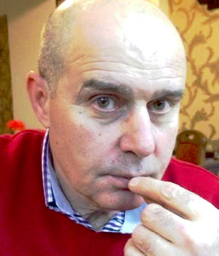 Peste 2000 de profesori își cer drepturile în instanță