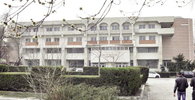 Municipalitatea slobozeană «cosmetizează» zona Casa Armatei cu 8 milioane de lei