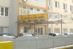 EXCLUSIV: Banii pentru ajutoarele de înmormântare, furați din casieria Casei de Pensii Ialomița