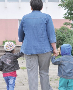 34 de copii au nevoie de părinți