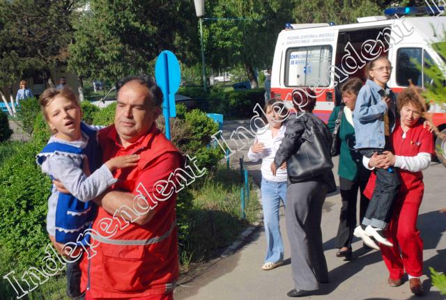 Ialomița: Cornul și laptele bagă în spital copiii de ciclu primar