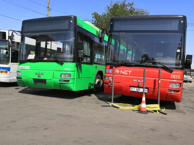 Poliția Rutieră a tras pe dreapta autobuzele Primăriei Slobozia