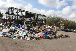 USR Ialomița solicită Primăriei Urziceni să scoată orașul de sub gunoaie!