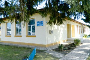 Școala Gimnazială Movilița așteaptă amenajarea unor toalete moderne
