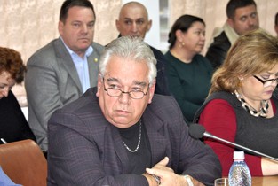 Un consilier local PSD a obținut interzicerea filmării ședințelor de Consiliu Local de către slobozeni!
