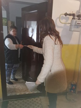 Slobozia: Ajutoare de urgență pentru persoanele izolate la domiciliu