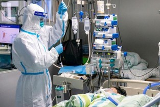 Asistentă medicală a Spitalului Orășenesc Țăndărei, transferată în stare gravă la Institutul de Boli Infecțioase «Matei Balș» din București