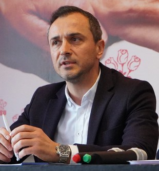 «Este de datoria noastră să îi protejăm pe cei care luptă în linia I»
