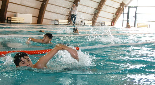Slobozia: Bazinul Olimpic de Înot pune în pericol sănătatea publică