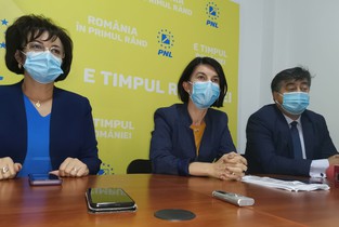 Violeta Alexandru s-a întâlnit cu reprezentanții mediului de afaceri din Ialomița