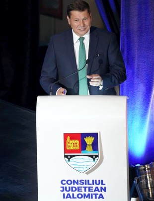 Marian Pavel și-a preluat mandatul de președinte al Consiliului Județean Ialomița, alături de noua echipă a consilierilor județeni
