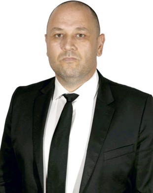 Învestirea în funcție a primarului ales al Țăndăreiului, blocată de procese