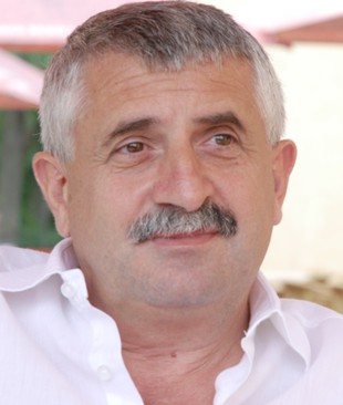 Săracii din zona de Vest a Ialomiței, hrăniți doar la restaurantele lui Babagianu