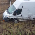 Bucu: Autoutilitară implicată într-un accident rutier