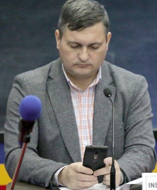 Ex-subprefectul Emilian Barbu, acționat în instanță de Primăria Slobozia