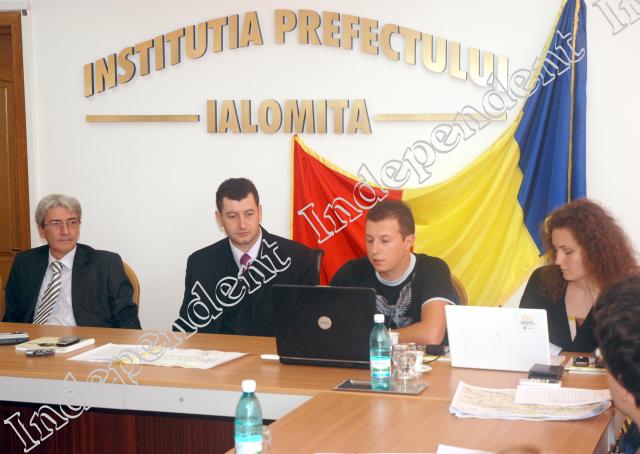 Voluntariat cu de-a sila, patronat de Prefectura Ialomița