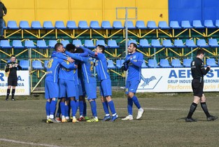 Gooool, Dinu! Jucăm barajul!