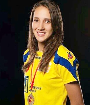 Continuă transferurile: a semnat Oana Bucă
