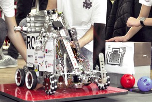 Șase elevi din Ialomița, calificați în a doua etapă a Concursului de Robotică «Nextlab.tech»