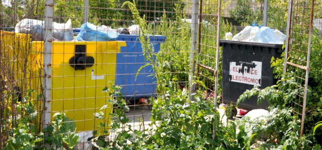 ADI ECOO 2009 salvează Ialomița de coșmarul deșeurilor