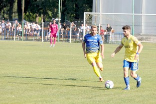 Amara a promovat în Liga a III-a