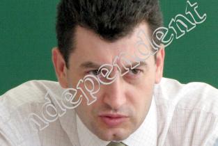 Prefectul Teculescu, pe urmele mafiei proiectanților de locuințe