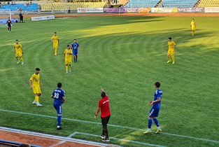 Debut în forță