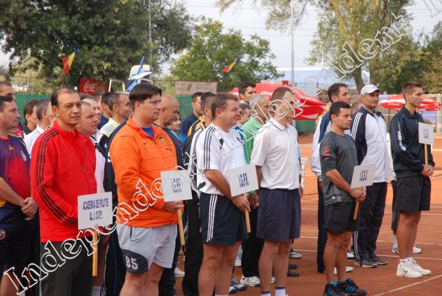 Ministerul  Administrației și Internelor joacă tenis la Slobozia
