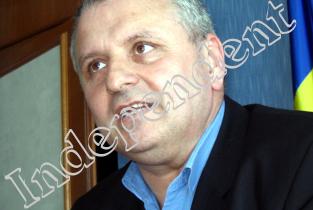 «Doctorul Olaru, directorul Spitalului, poate să-și facă bagajele!»
