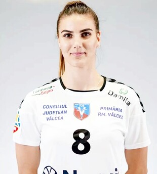 Se întoarce Raluca Dăscălete!