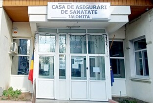 Mai puțini bani pentru medicii de familie prin eliminarea coasiguraților